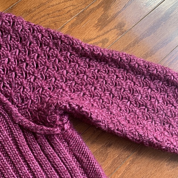 Free People Boho Knit Fuchsia V-Neck Ruffle Longline Wool Cardigan Size Medium - Picture 9 of 10